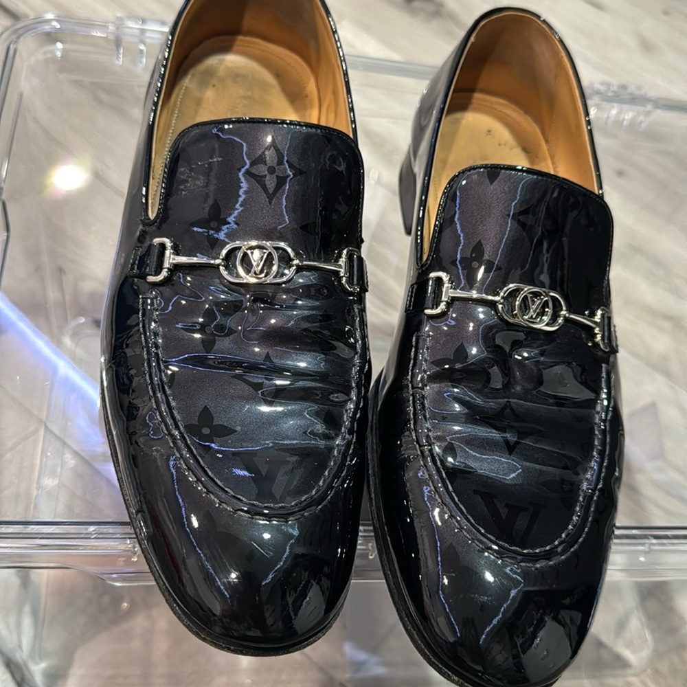 Authentic Louis Vuitton men’s dress shoe